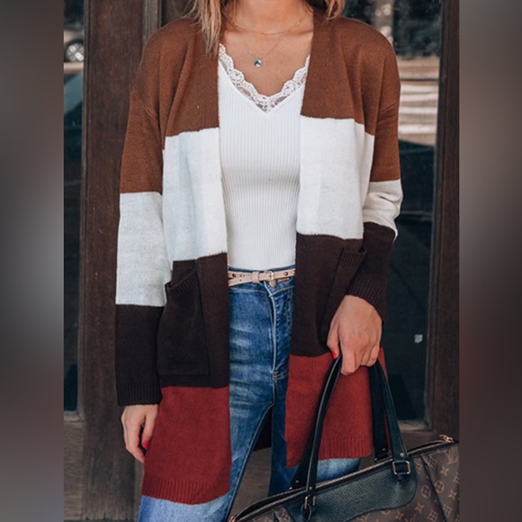 Andree Color-Block Sweater - Picture 5 of 5